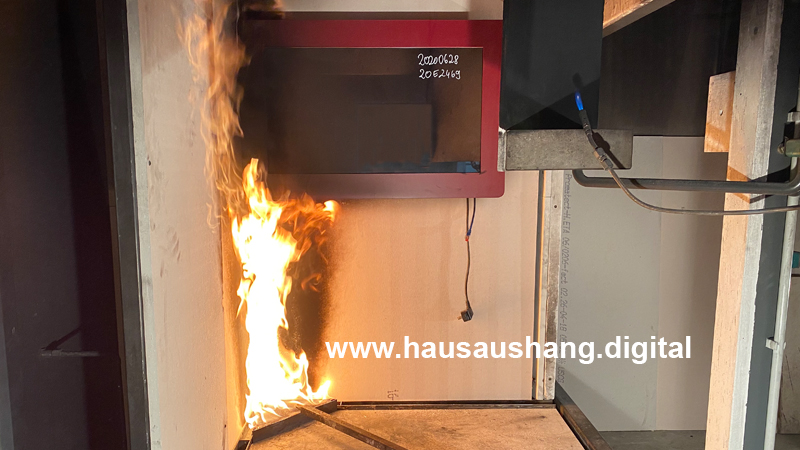 Digitaler Hausaushang, digitale Hauspinwand - Brandsichere Touch-Displays